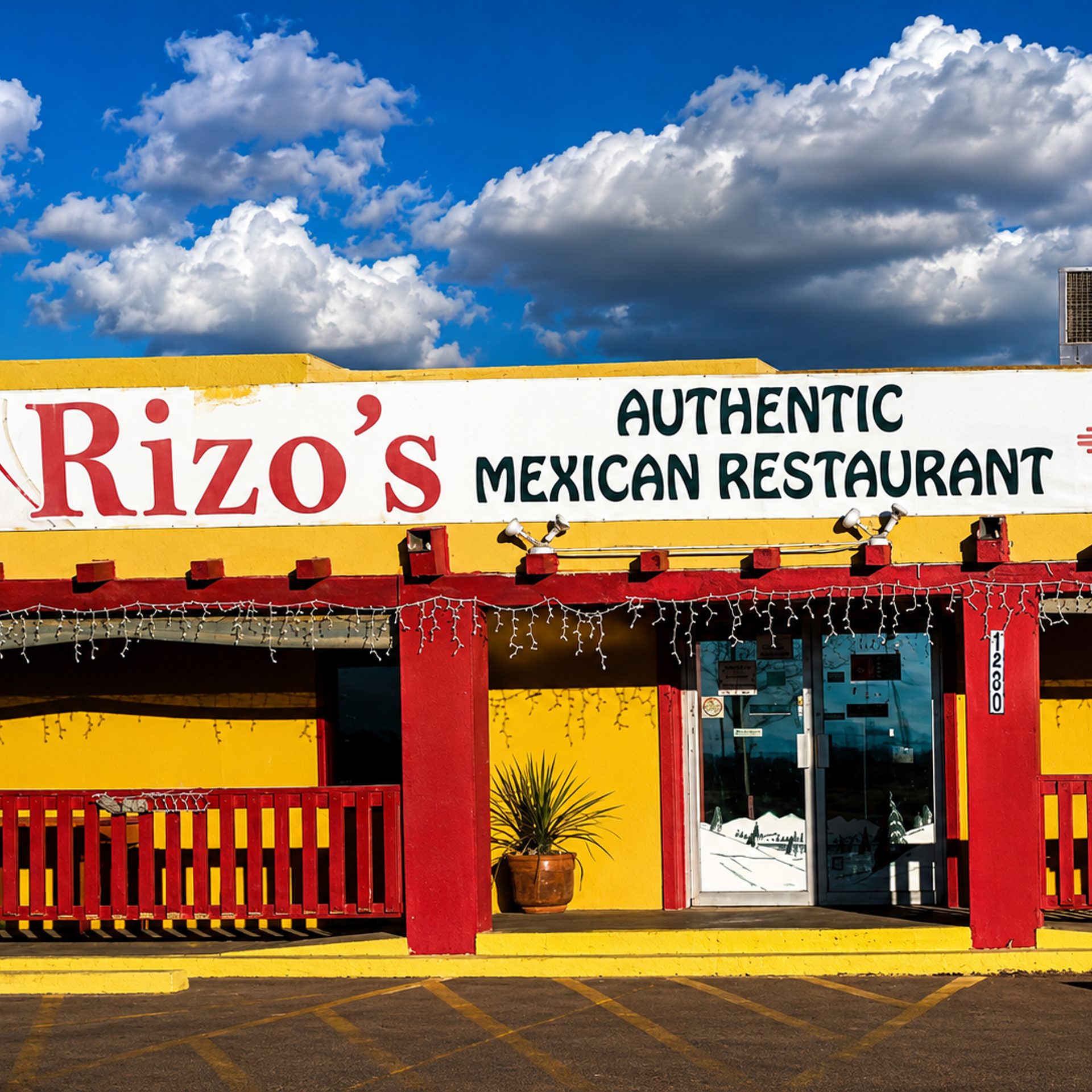 Welcome to Rizo's Restaurant