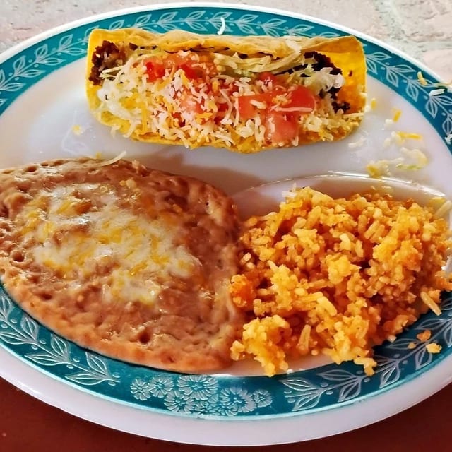 Kids Crunchy Taco Plate.